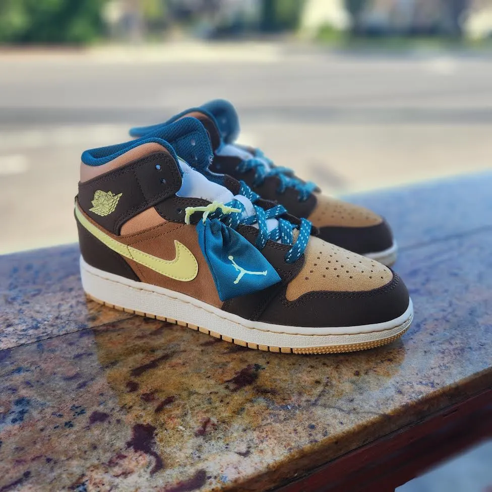 Air Jordan 1 Mid SE 'Cacao Wow'