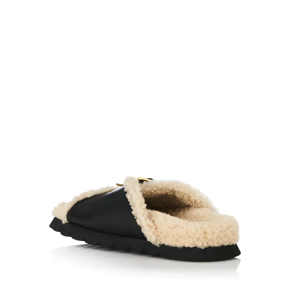 ALIAS MAE Womens Kiara Sandals - Black Shearling