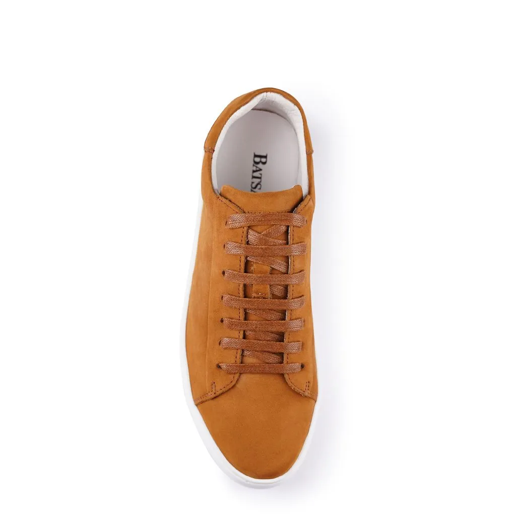 Axios 2.0 Tan Nubuck Sneakers