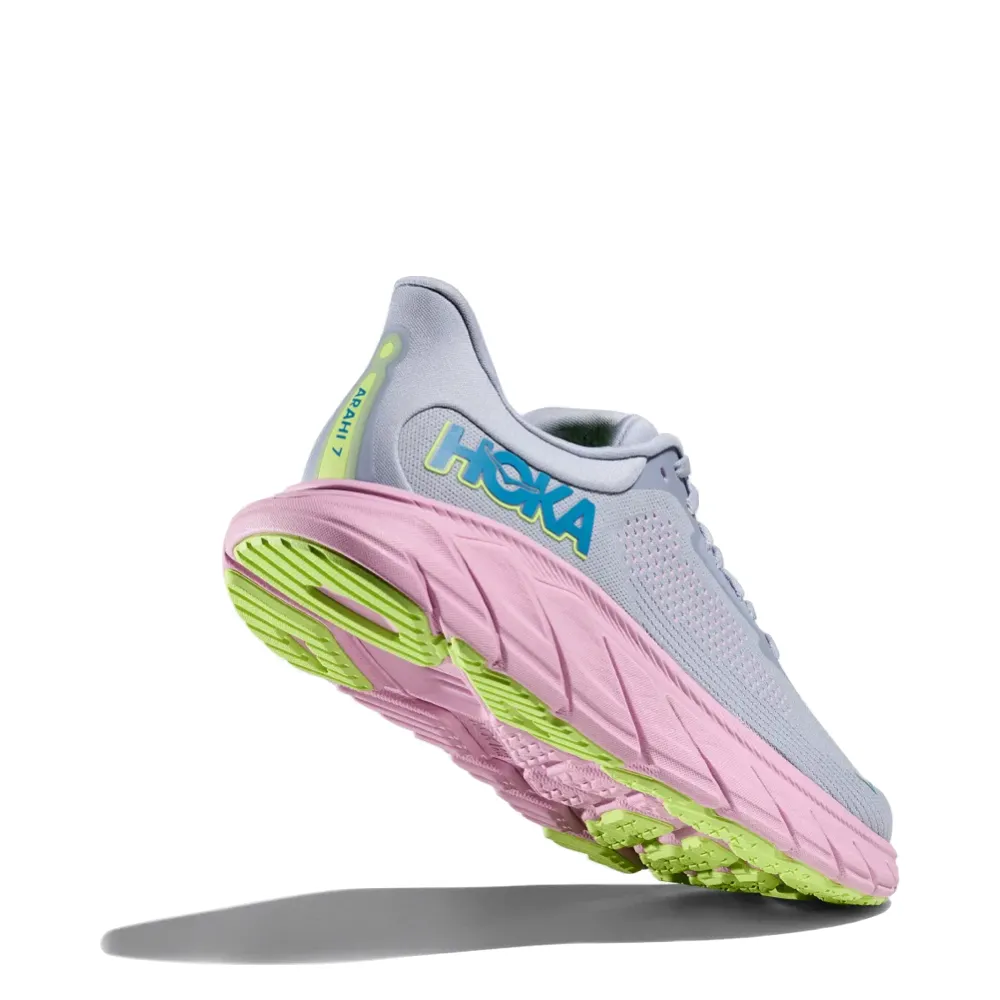 Hoka Women's Arahi 7 Sneaker in Gull/Pink Twilight