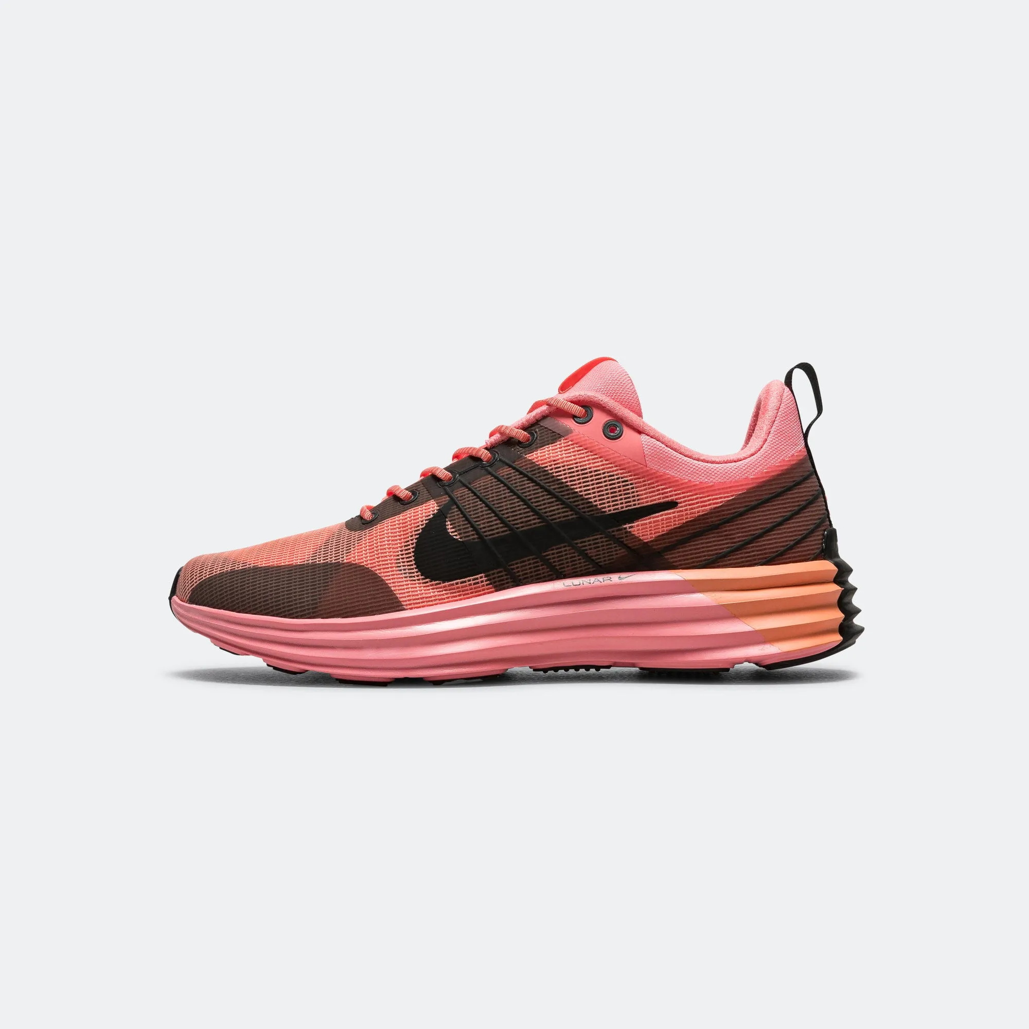 Lunar Roam PRM - Pink Gaze/Black-Crimson Bliss