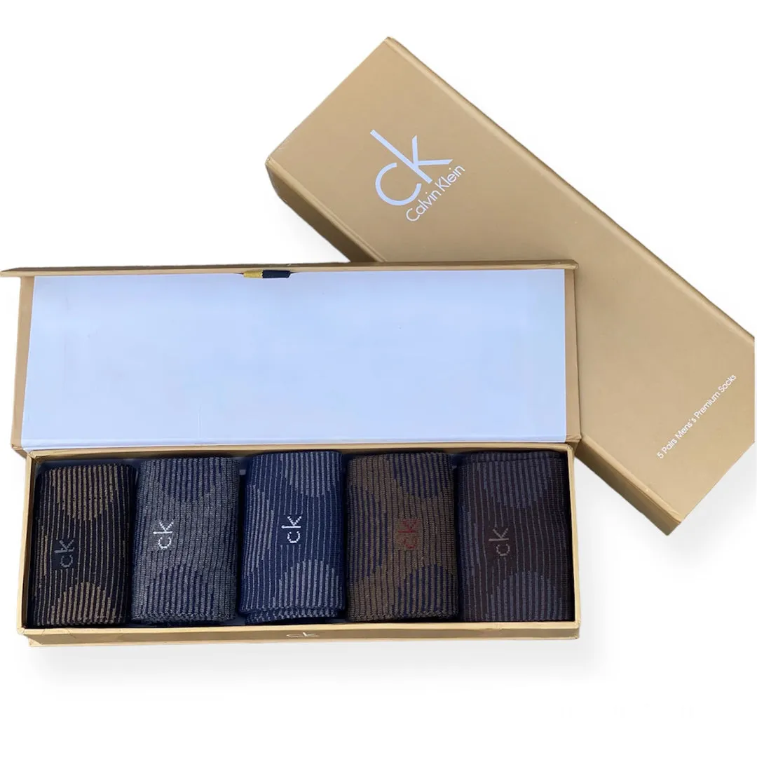 Men’s 5-Pack Ankle Socks by C-K, presented in a stylish gift box.