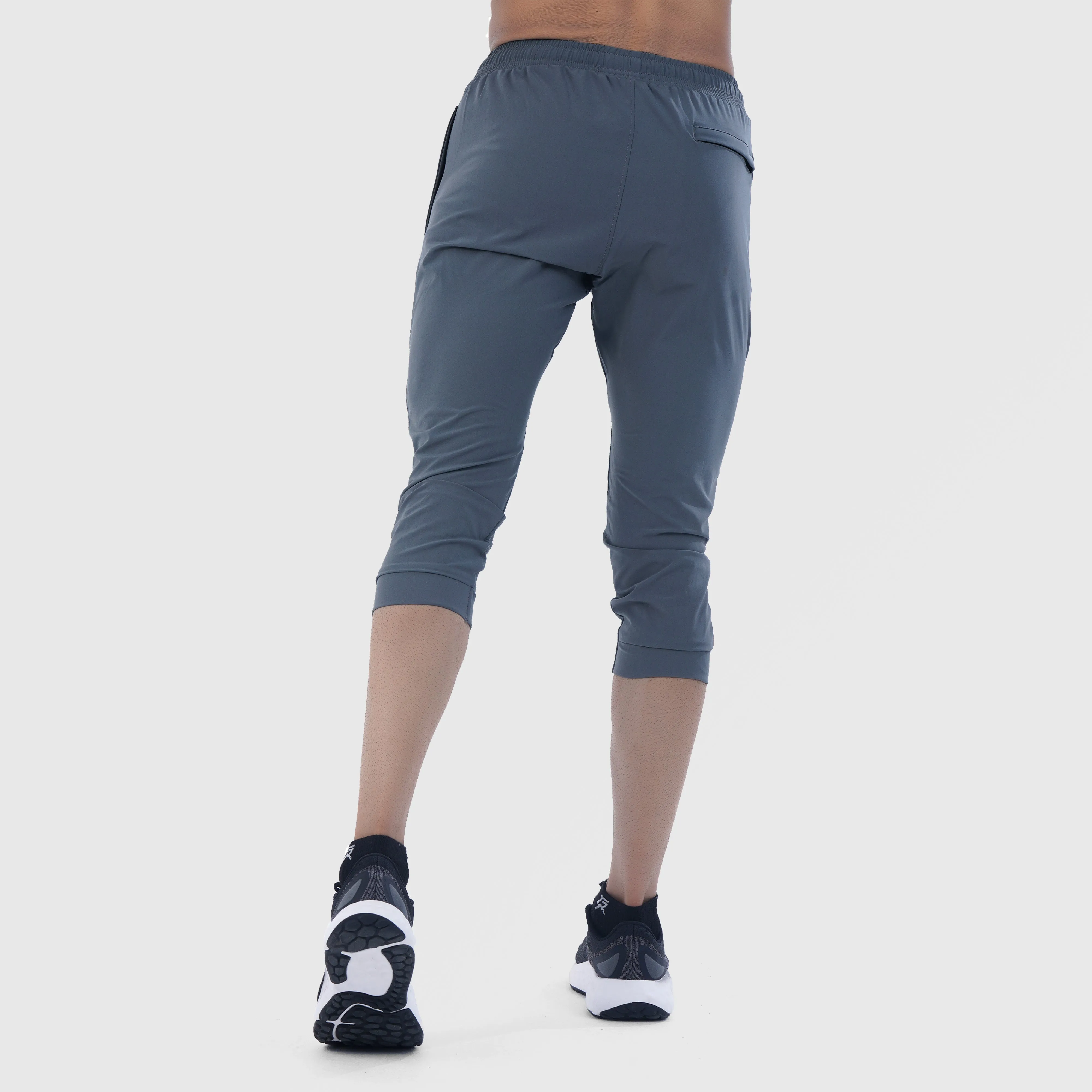 Resistance 3/4 Bottoms (Grey)