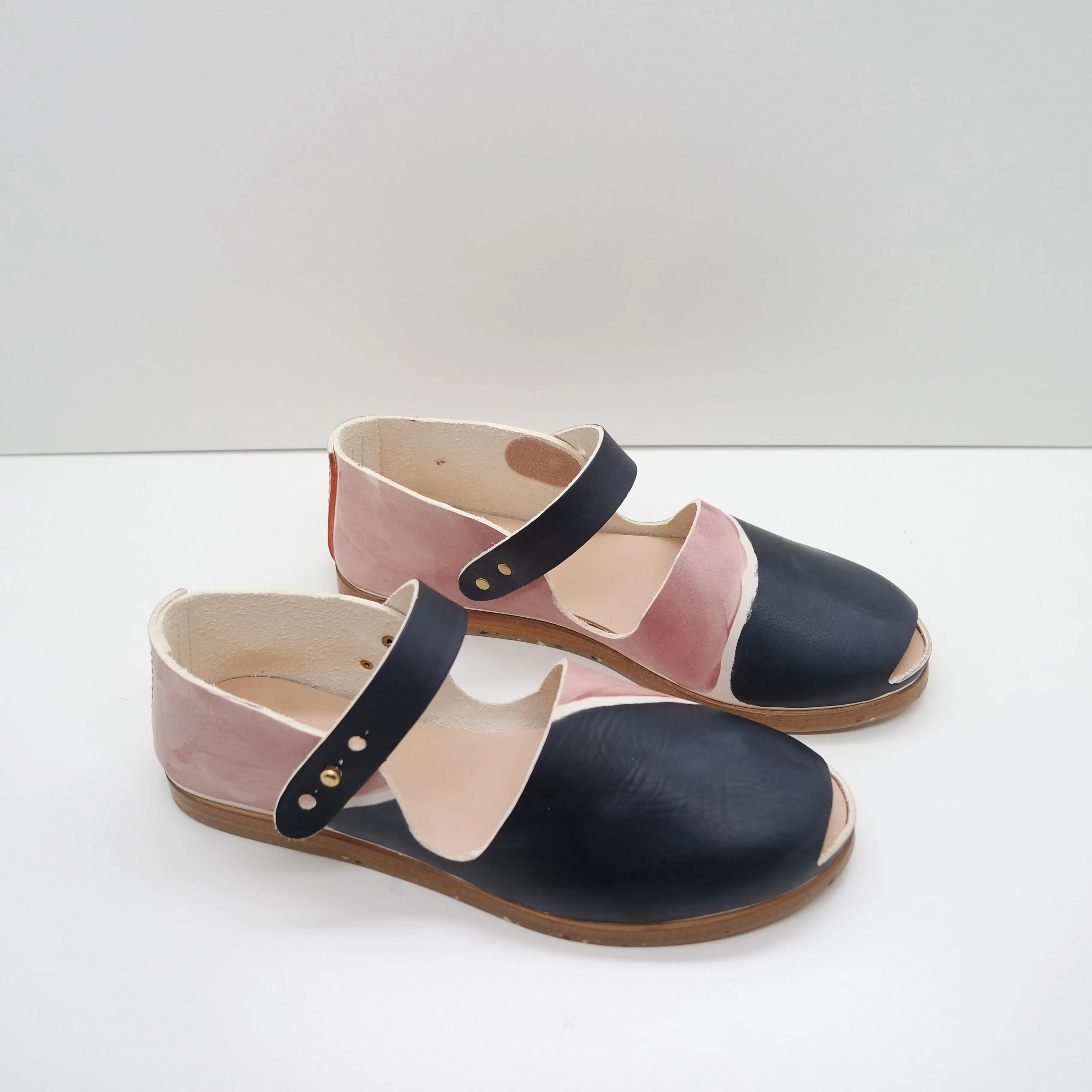 THE CATU. TWO TONE. NORI AND BLUSH